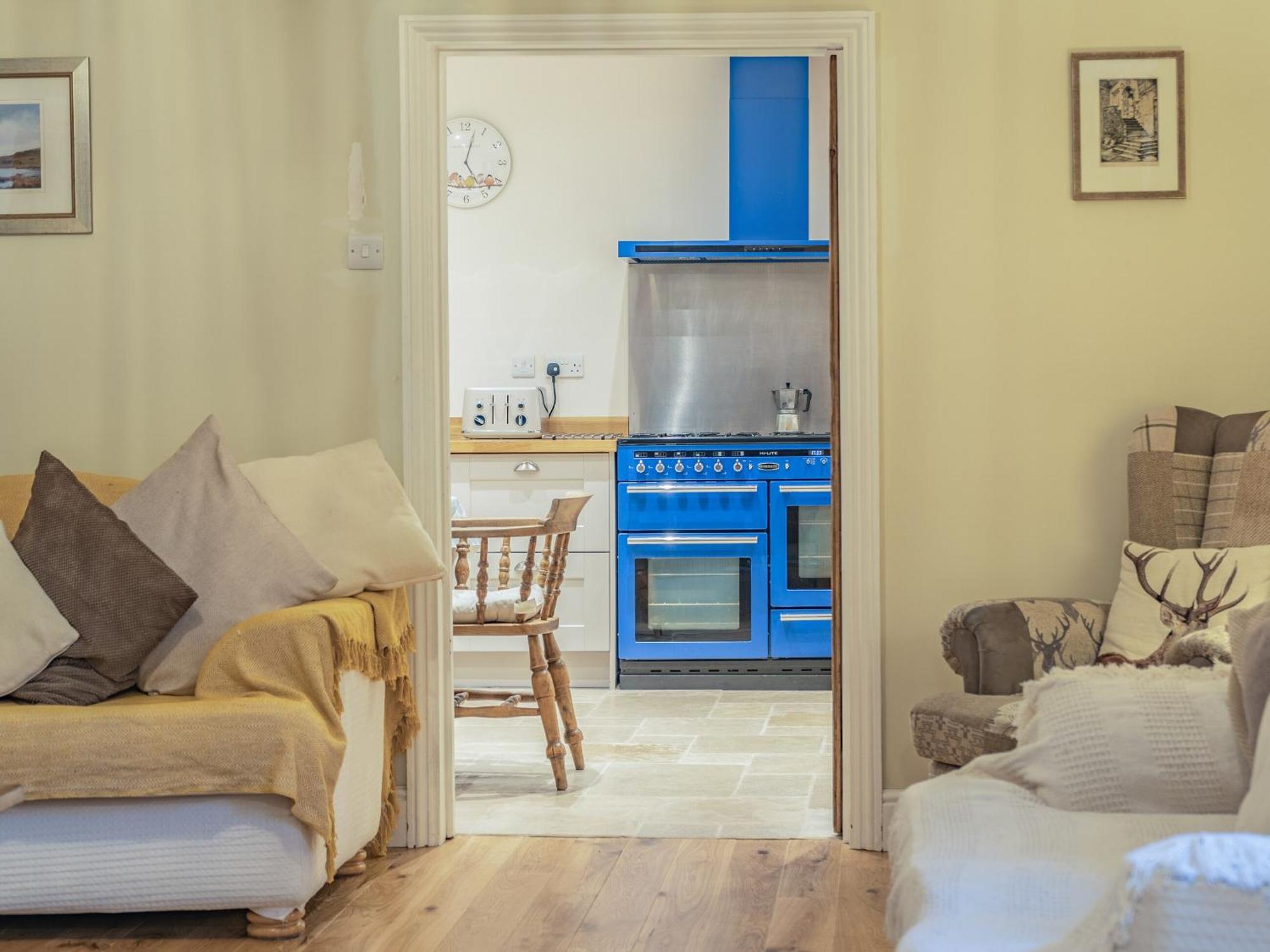 Pwll Farmhouse Llanllawdog 外观 照片